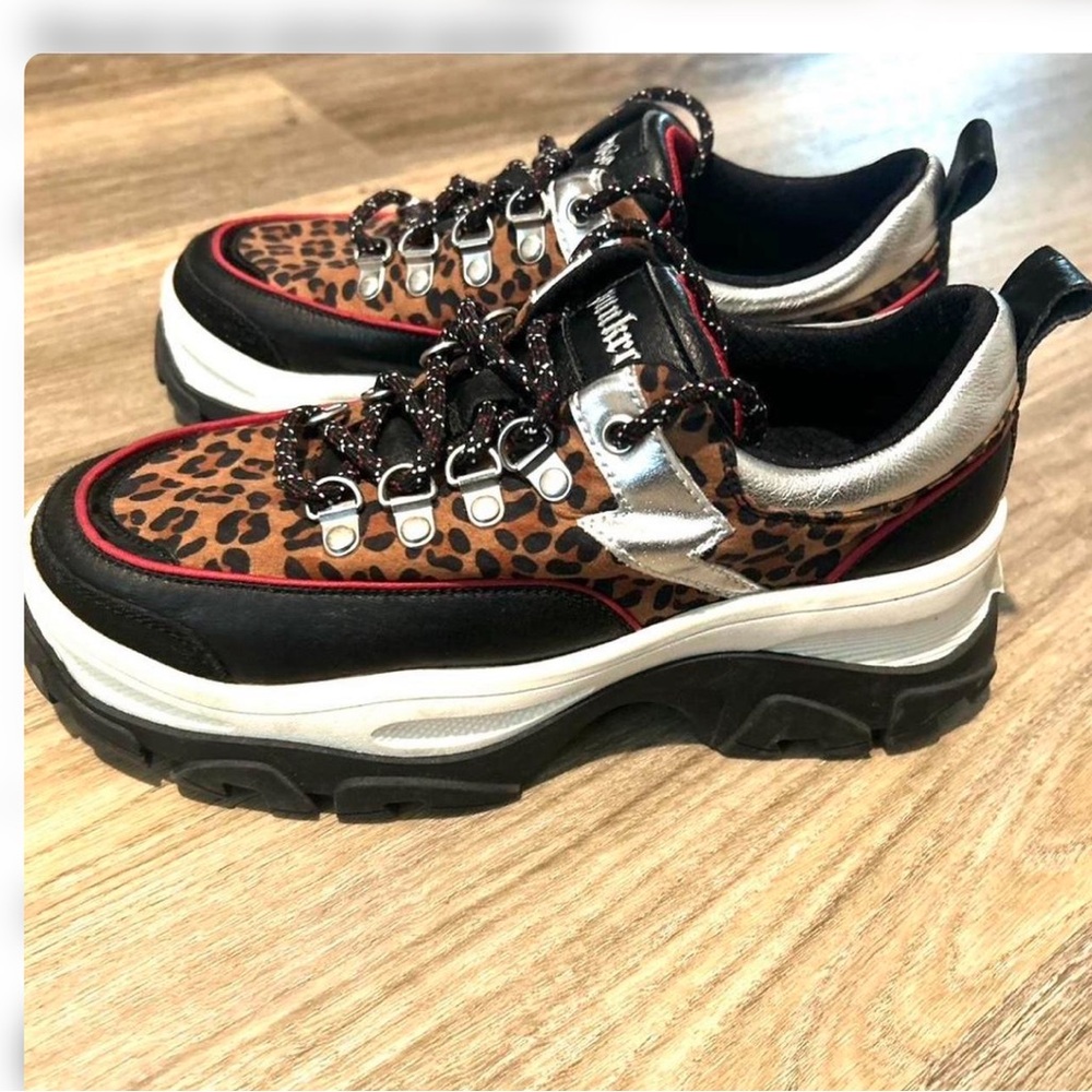 Punkrose Skechers Sz 6.5 Shockingly Wild Chunky platform sneakers Leopard Print
